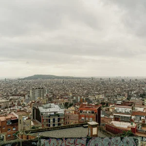 Los miradores de ciudad ofrecen una experiencia única para los visitantes, permitiendo disfrutar de vistas panorámicas de la ciudad. desde el mirador City view point